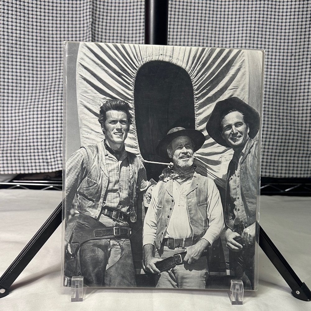 Vintage Western Rawhide ( 1959-1965) featuring Clint Eastwood.